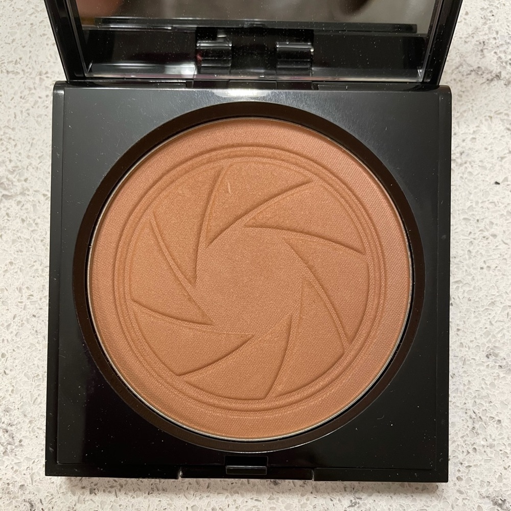 SMASHBOX BRONZER (never been used!)